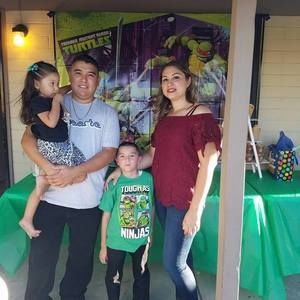 Meet your Posher, Ramon gerardo